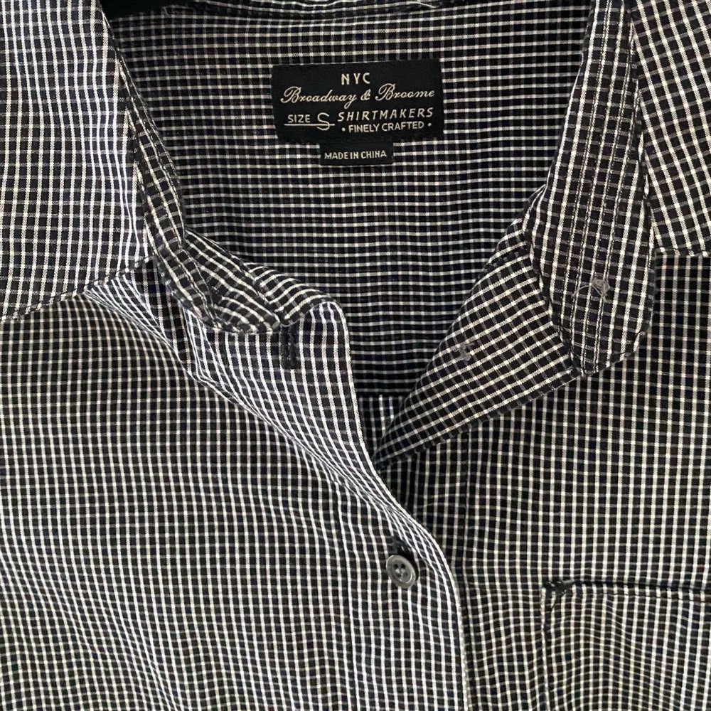 Simple plaid print button down shirt